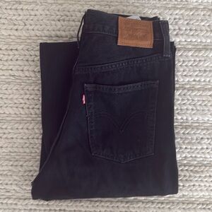 Levi’s rib cage wide leg size 28